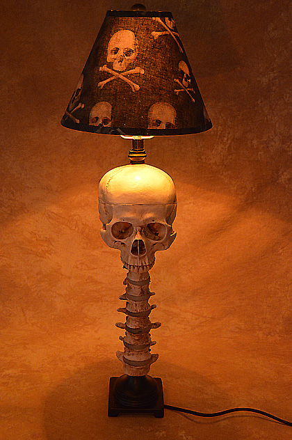 LAMP-700B.jpg